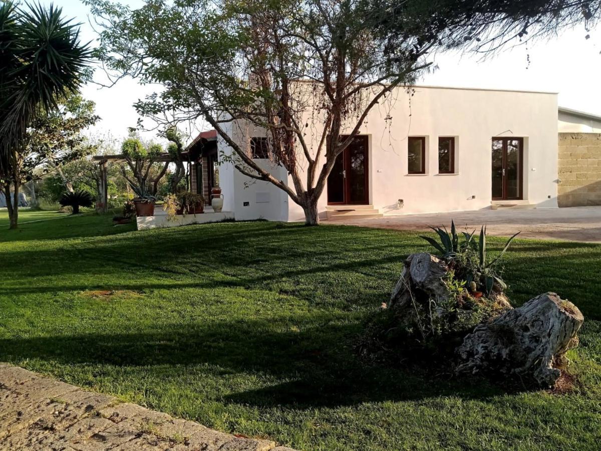 Li Papi Villa Galatone Buitenkant foto